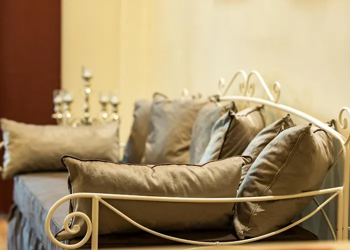 Oinoelia Luxury Suites & Residence