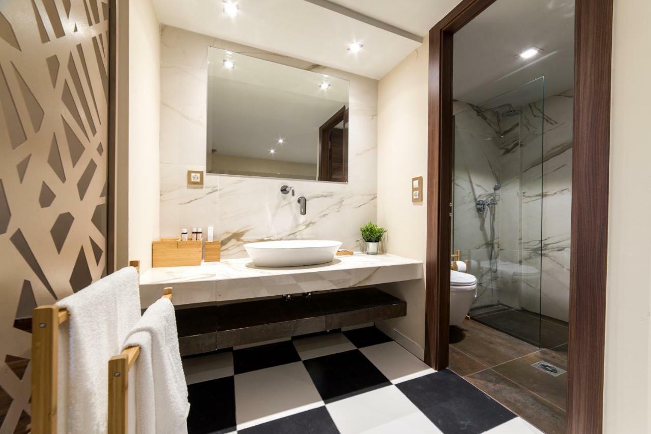 Oinoelia Luxury & Potos
