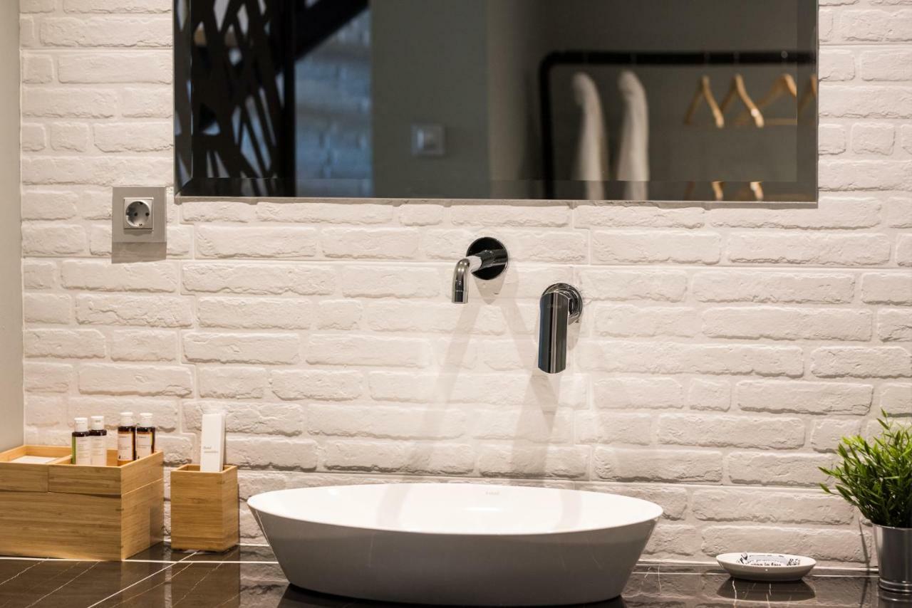 Oinoelia Luxury & Apartment Potos