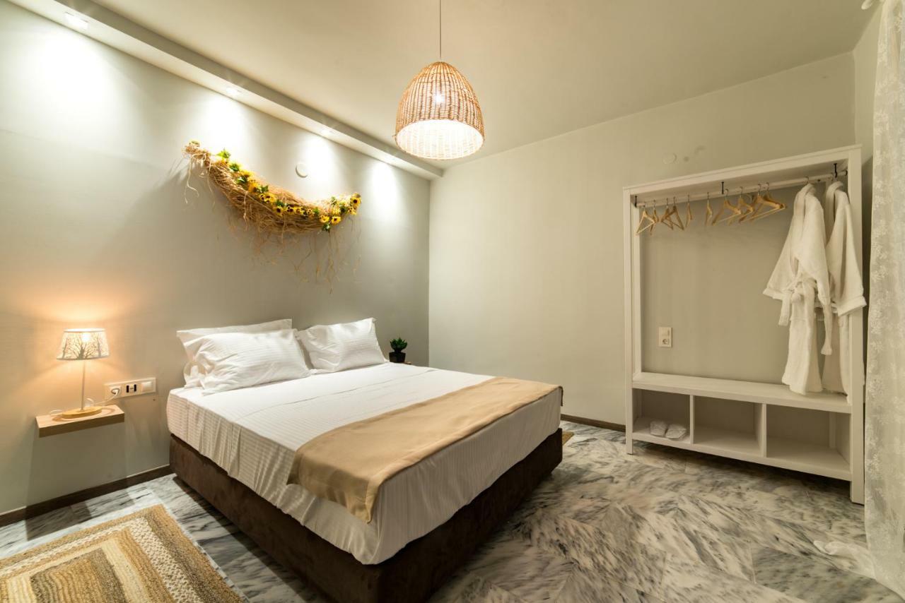 Oinoelia Luxury & * Potos