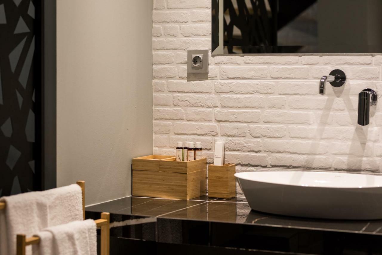 Oinoelia Luxury & Apartment Potos