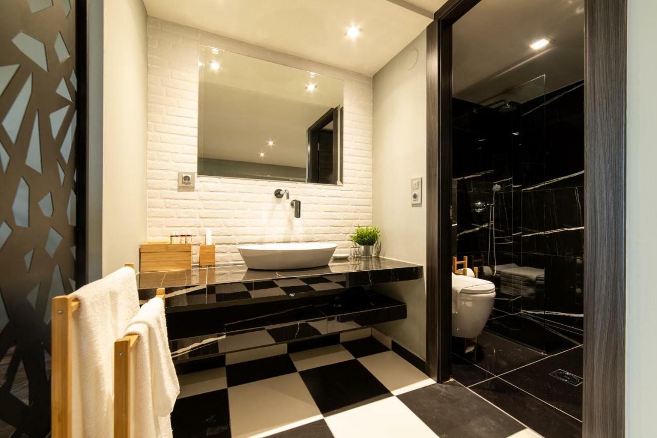 Oinoelia Luxury & Potos