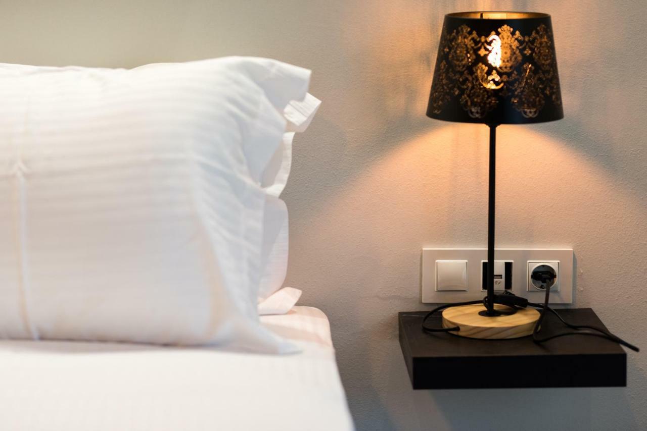 Oinoelia Luxury & *