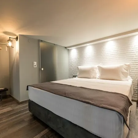 Oinoelia Luxury Suites & Residence Potos Exterior photo