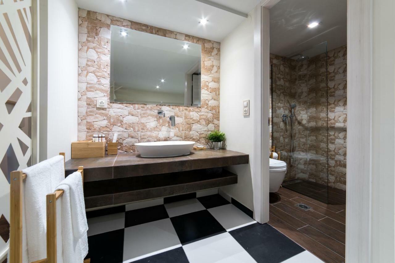 Oinoelia Luxury & Potos